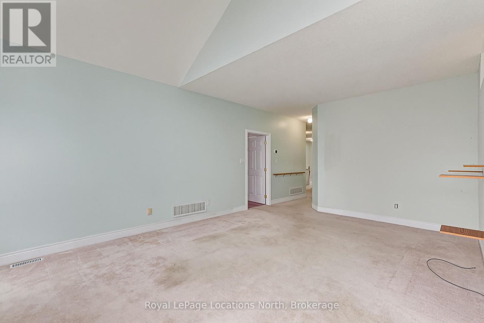 34 Callary Crescent, Collingwood, Ontario  L9Y 4Y1 - Photo 7 - S12950348