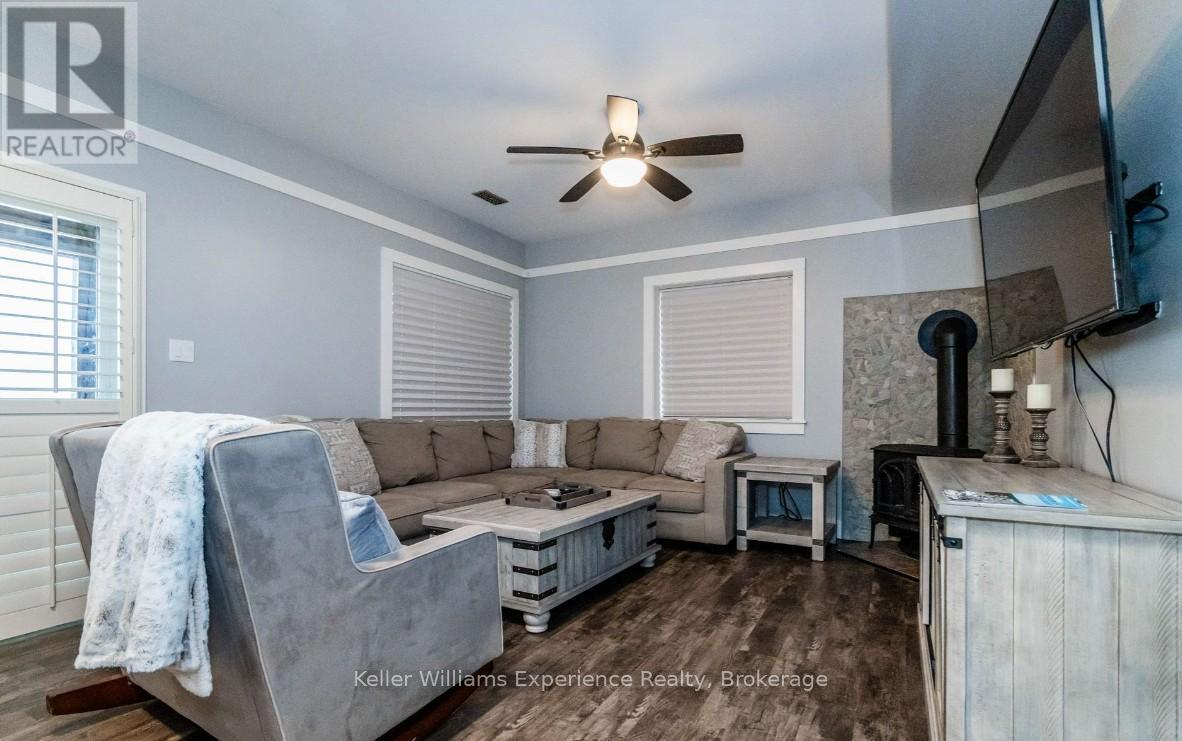 1749 Champlain Road, Tiny, Ontario  L9M 0C1 - Photo 12 - S12950568