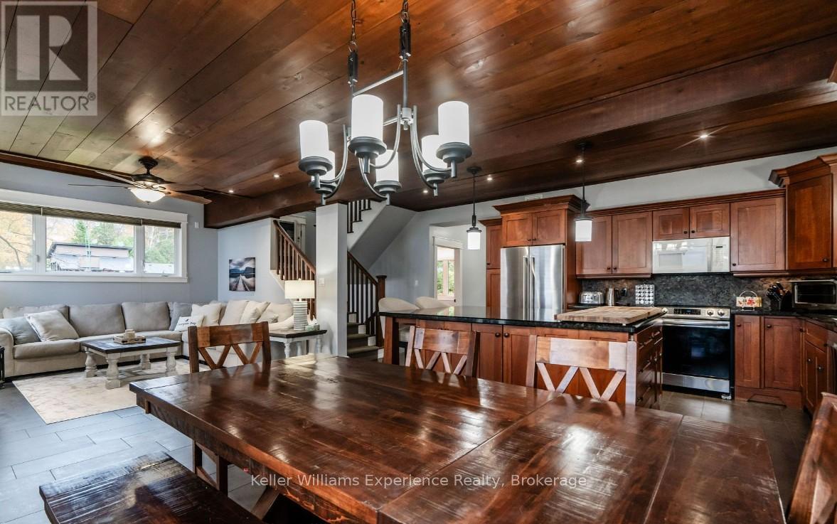 1749 Champlain Road, Tiny, Ontario  L9M 0C1 - Photo 9 - S12950568