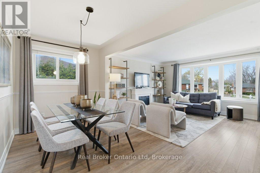 1518 Fisher Avenue, Burlington (Mountainside), Ontario  L7P 2L8 - Photo 18 - W12950678