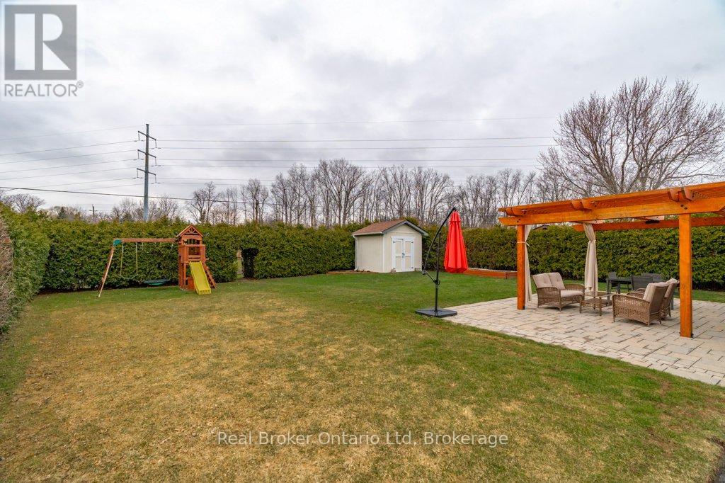 1518 Fisher Avenue, Burlington (Mountainside), Ontario  L7P 2L8 - Photo 39 - W12950678