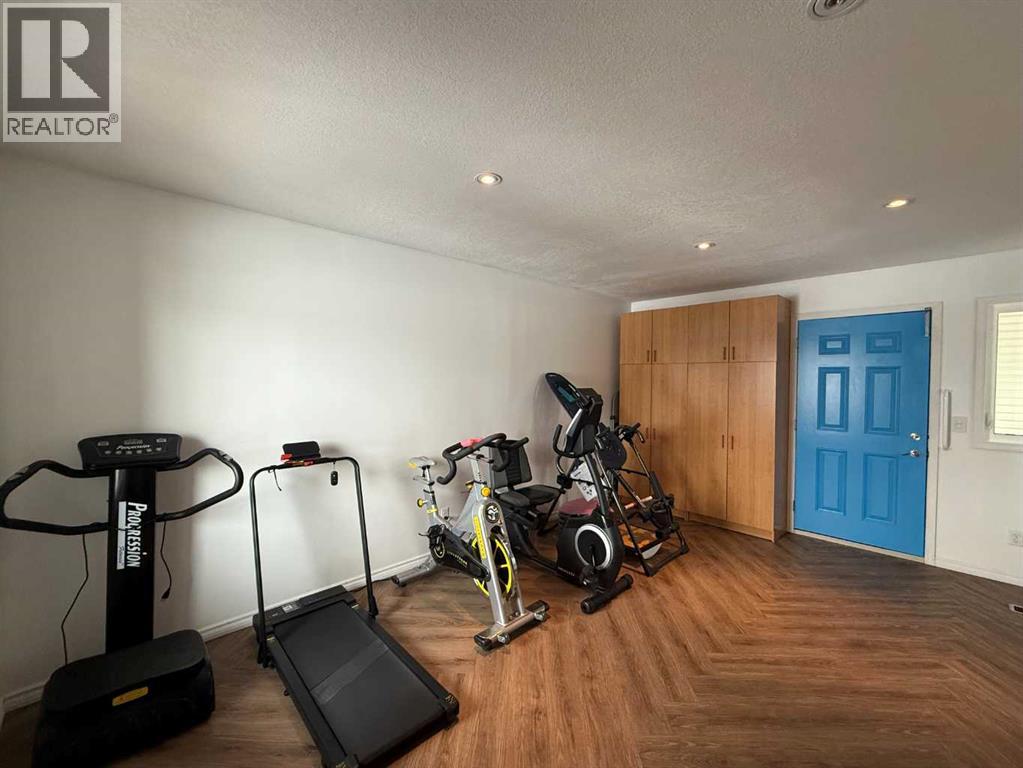 106 Brien Avenue Nw, Falher, Alberta  T0H 1M0 - Photo 3 - A2295787