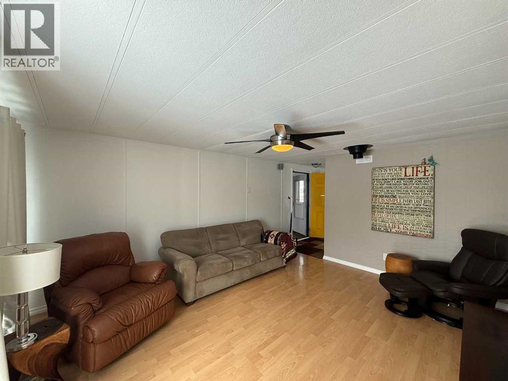 106 Brien Avenue Nw, Falher, Alberta  T0H 1M0 - Photo 5 - A2295787