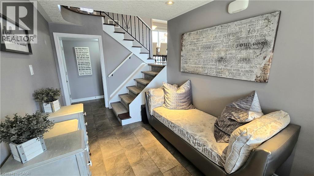 101 Lang Crescent, Kitchener, Ontario  N2K 1P4 - Photo 5 - 40816890