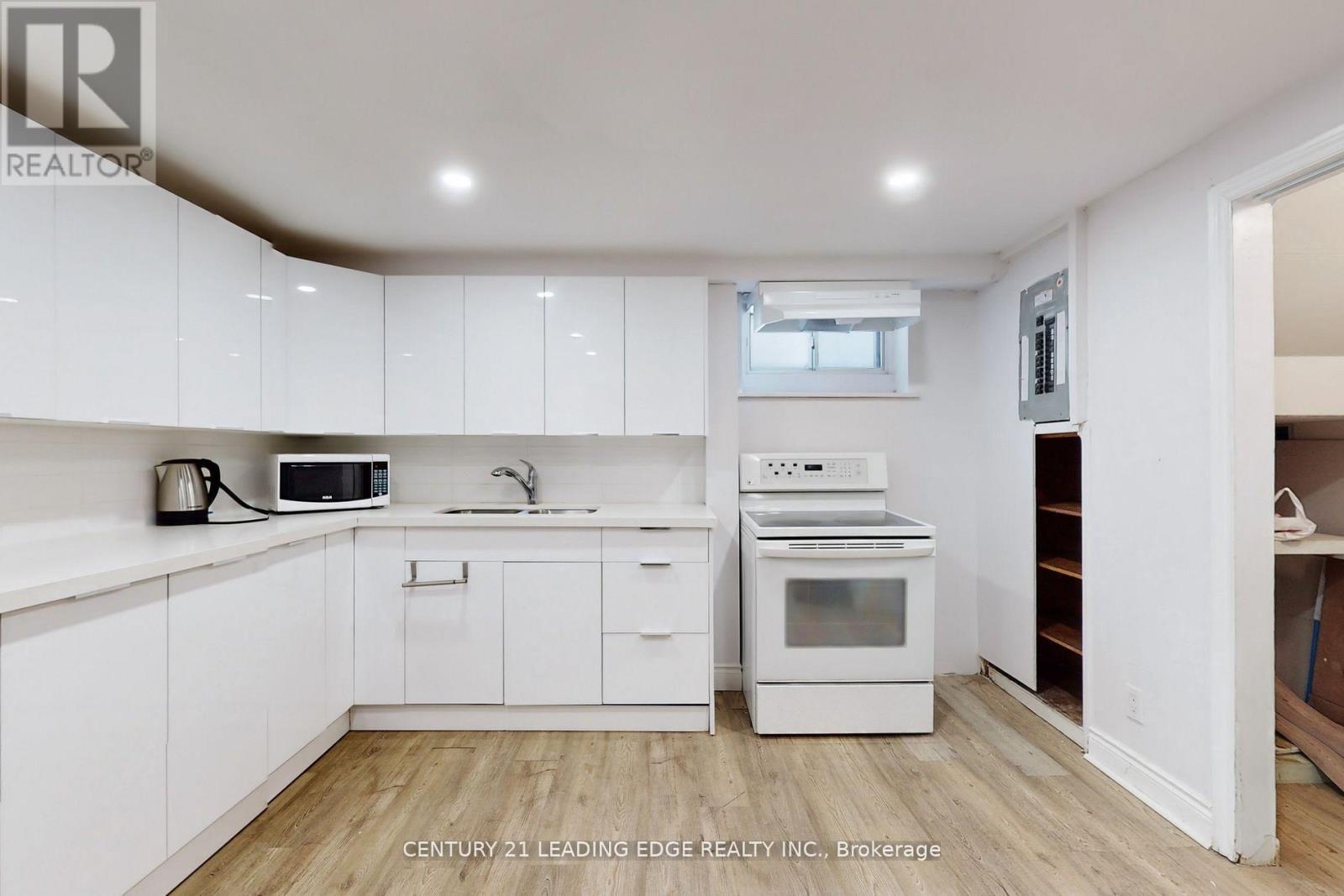 Bsmt - 1215 Warden Avenue, Toronto, Ontario  M1R 2R3 - Photo 10 - E12671776