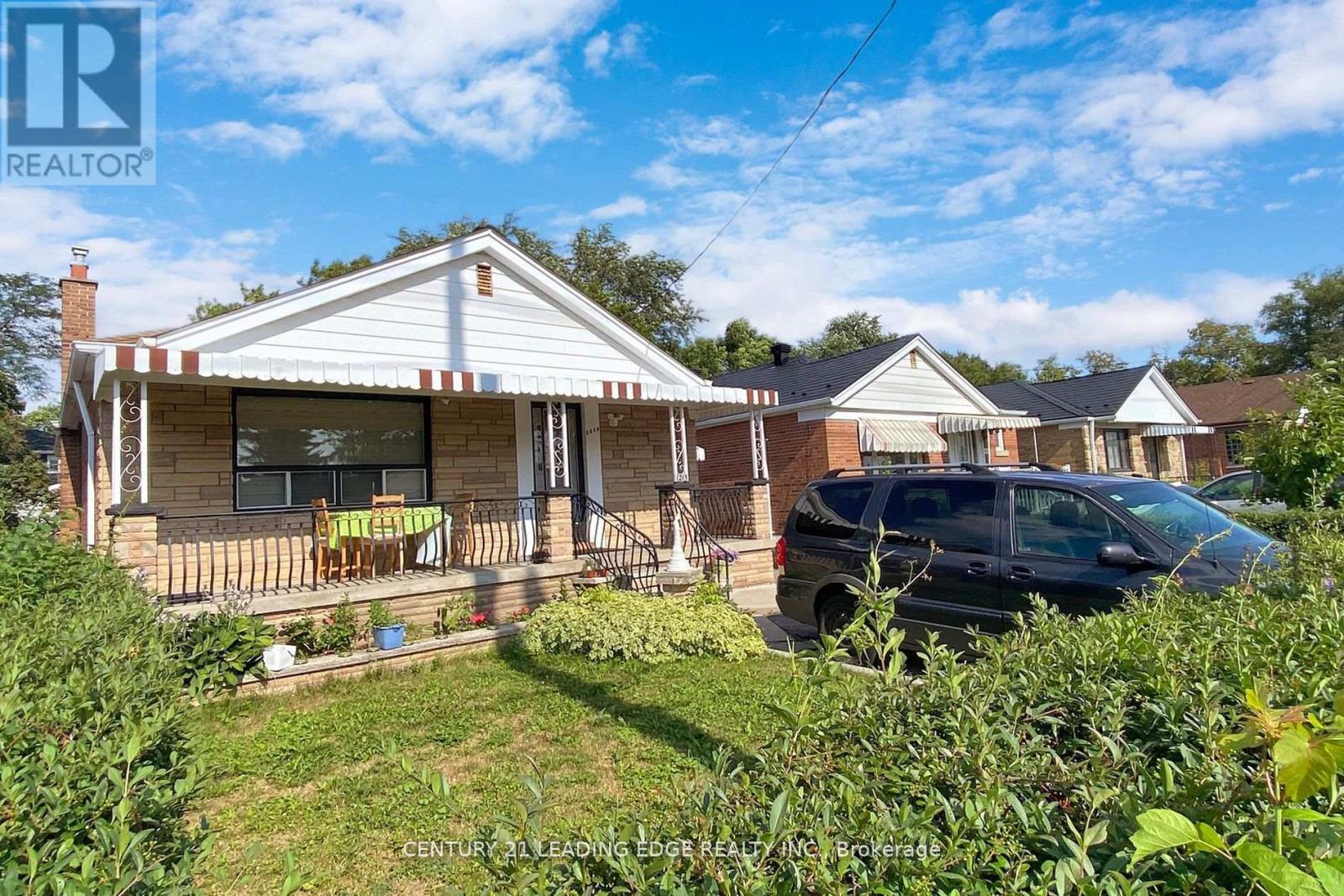 Bsmt - 1215 Warden Avenue, Toronto, Ontario  M1R 2R3 - Photo 3 - E12671776