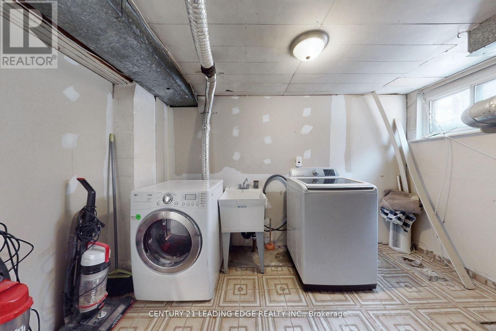 Bsmt - 1215 Warden Avenue, Toronto, Ontario  M1R 2R3 - Photo 26 - E12671776