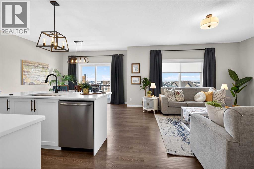 299 Hillcrest Heights SW, Airdrie, Alberta  T4B 3Z2 - Photo 10 - A2297970