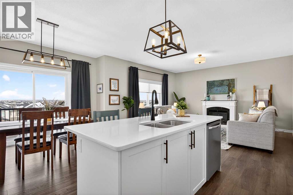 299 Hillcrest Heights SW, Airdrie, Alberta  T4B 3Z2 - Photo 14 - A2297970