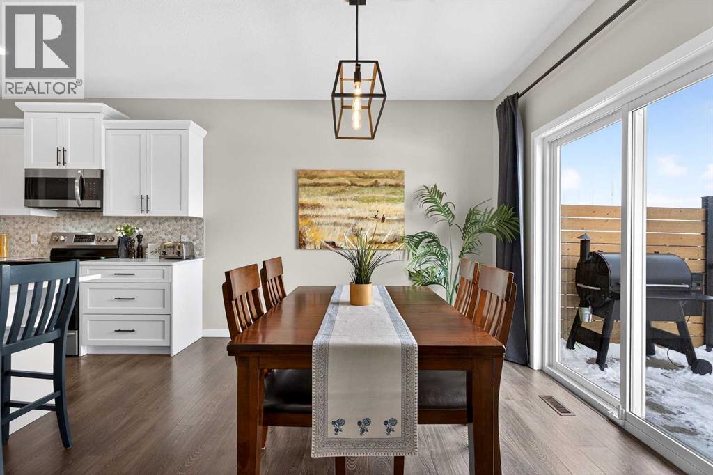 299 Hillcrest Heights SW, Airdrie, Alberta  T4B 3Z2 - Photo 18 - A2297970