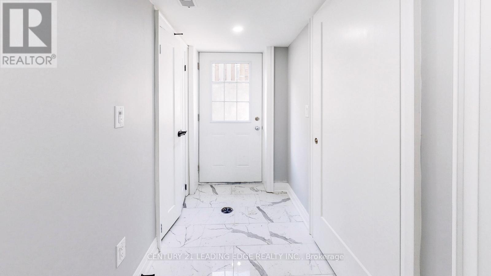 Bsmt - 47 Sherwood Avenue, Toronto, Ontario  M1R 1N4 - Photo 2 - E12778480