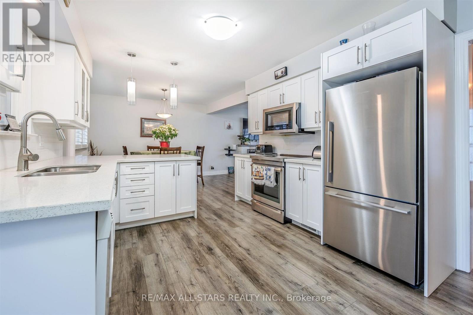 872 Law Street, Oshawa, Ontario  L1G 4M4 - Photo 8 - E12946494