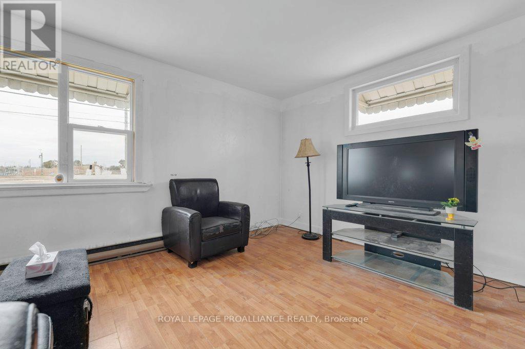 91 West Street W, Belleville, Ontario  K8N 4X6 - Photo 10 - X12950236