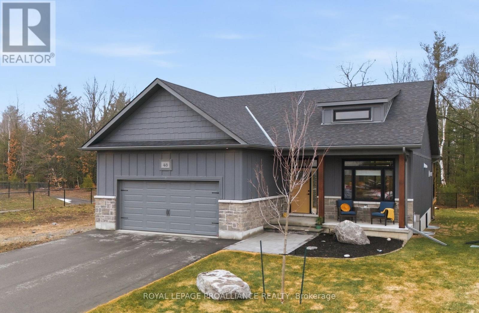 48 DEERVIEW DRIVE, Quinte West, Ontario