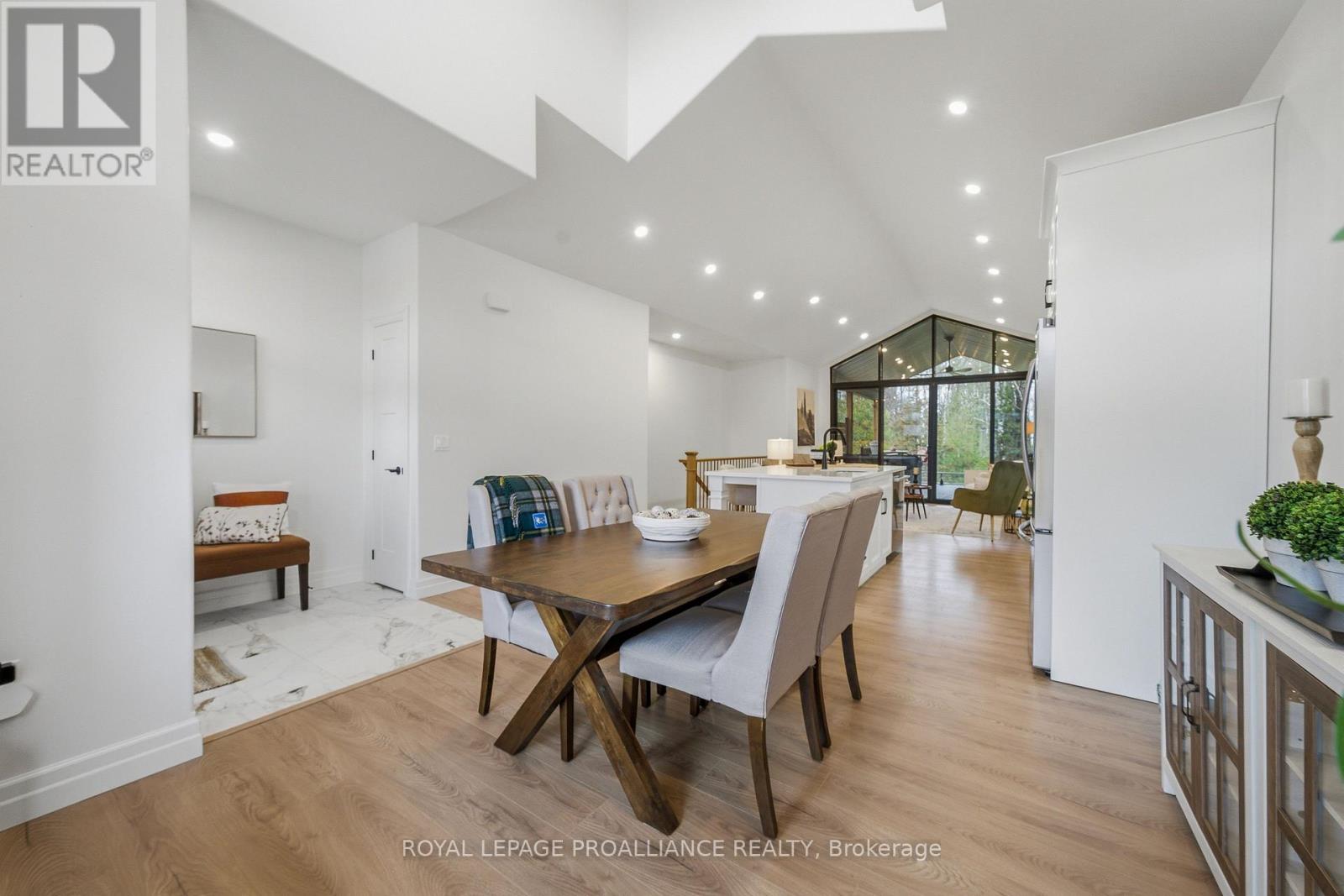 48 Deerview Drive, Quinte West, Ontario  K8V 0L8 - Photo 14 - X12950552