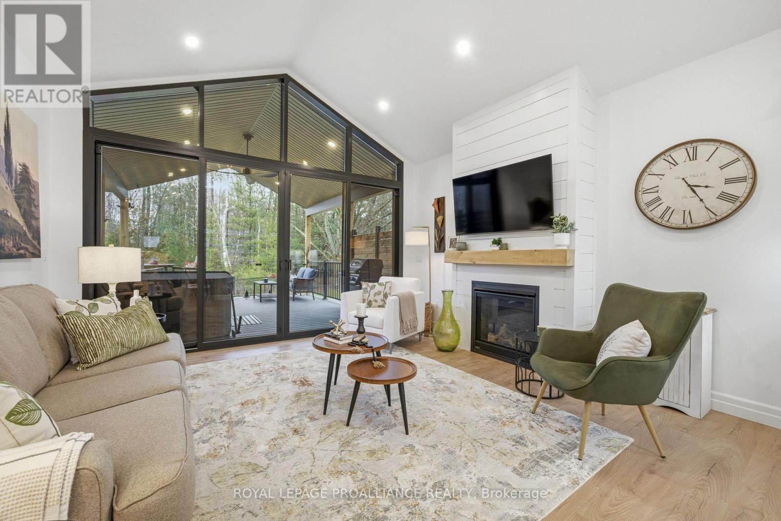 48 Deerview Drive, Quinte West, Ontario  K8V 0L8 - Photo 19 - X12950552