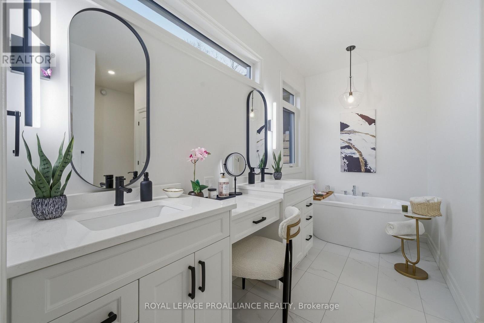 48 Deerview Drive, Quinte West, Ontario  K8V 0L8 - Photo 27 - X12950552