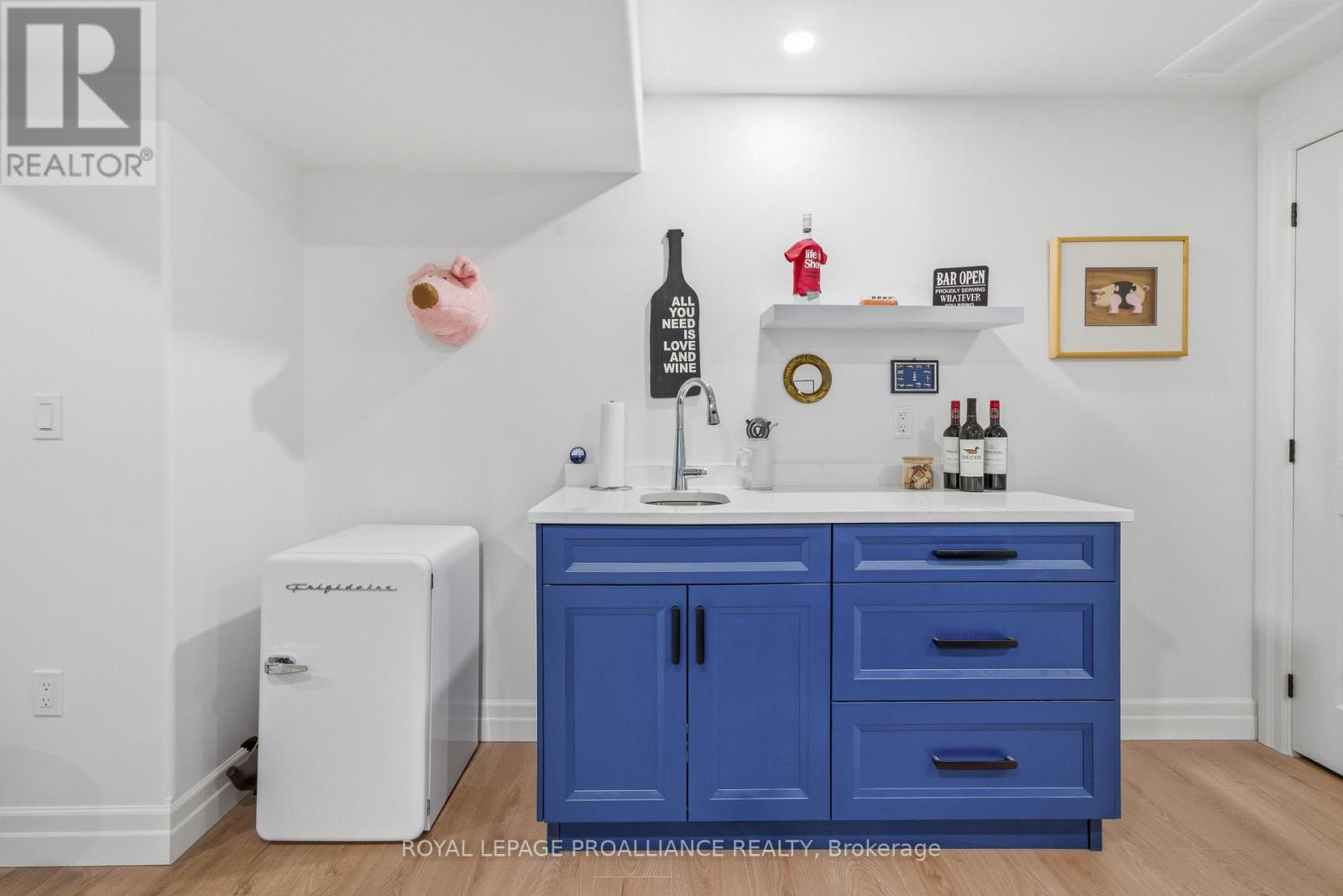 48 Deerview Drive, Quinte West, Ontario  K8V 0L8 - Photo 35 - X12950552