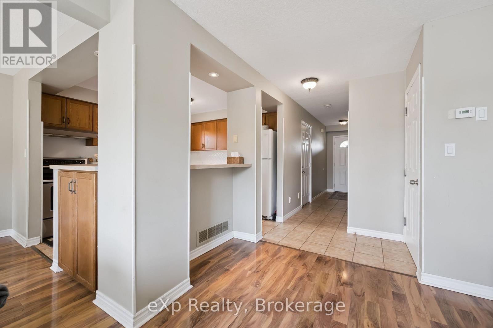 59 Southcreek Trail, Guelph, Ontario  N1G 4Y9 - Photo 11 - X12950304