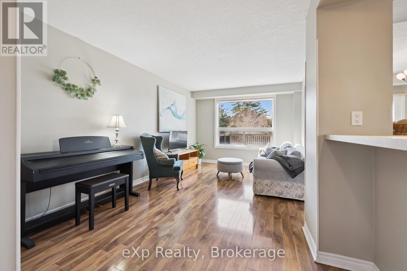 59 Southcreek Trail, Guelph, Ontario  N1G 4Y9 - Photo 12 - X12950304