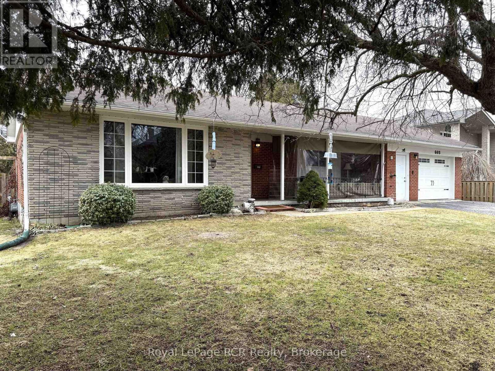 665 17th Street E, Owen Sound, Ontario  N4K 2A1 - Photo 2 - X12950354