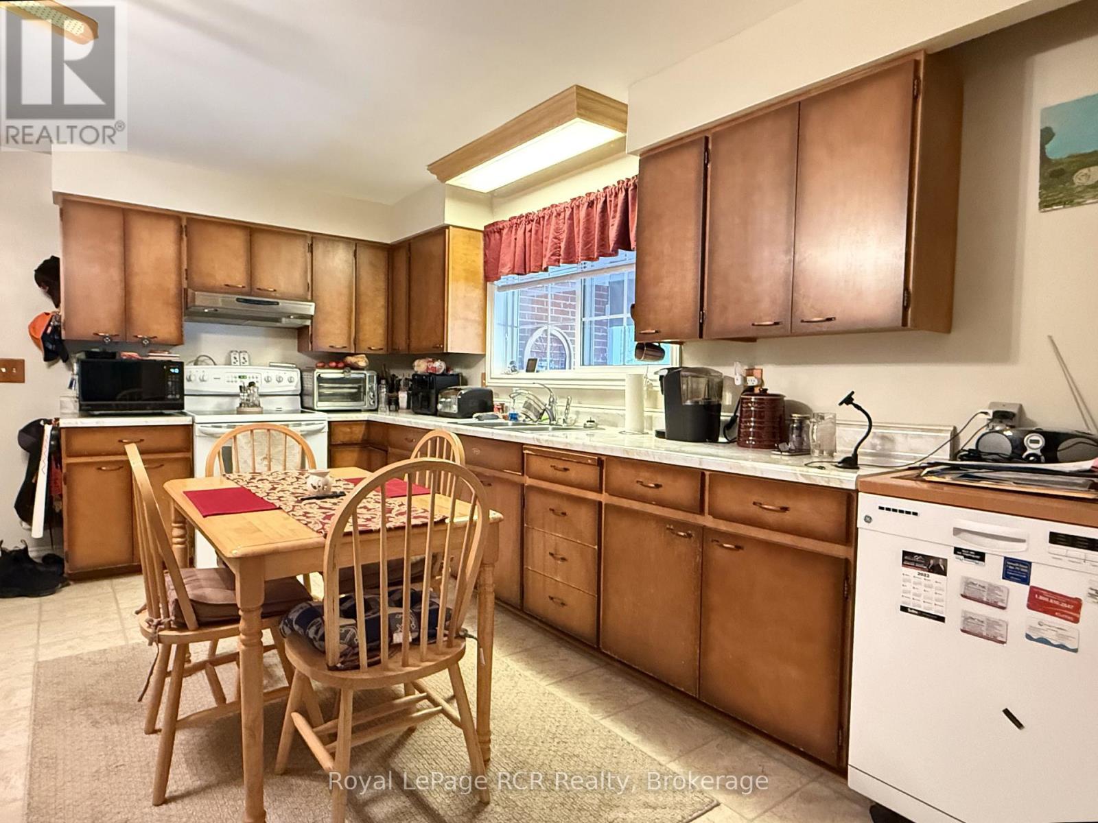 665 17th Street E, Owen Sound, Ontario  N4K 2A1 - Photo 6 - X12950354