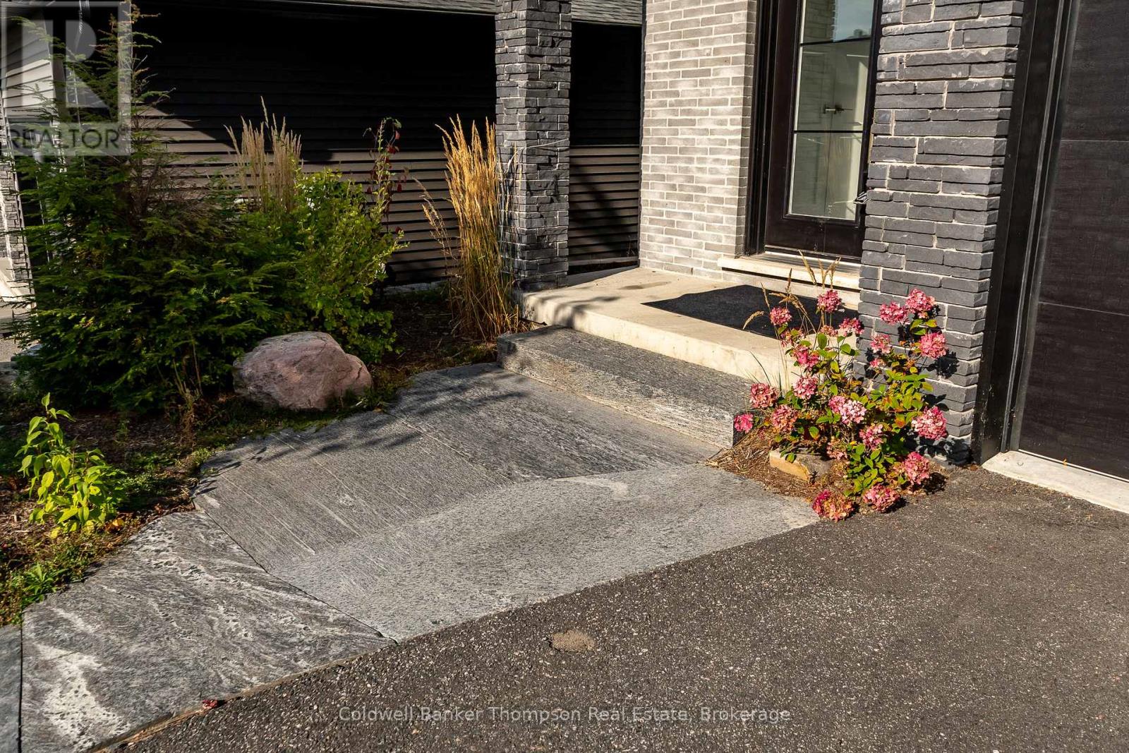 11 Cascade Lane, Huntsville, Ontario  P1H 1Y3 - Photo 36 - X12950410