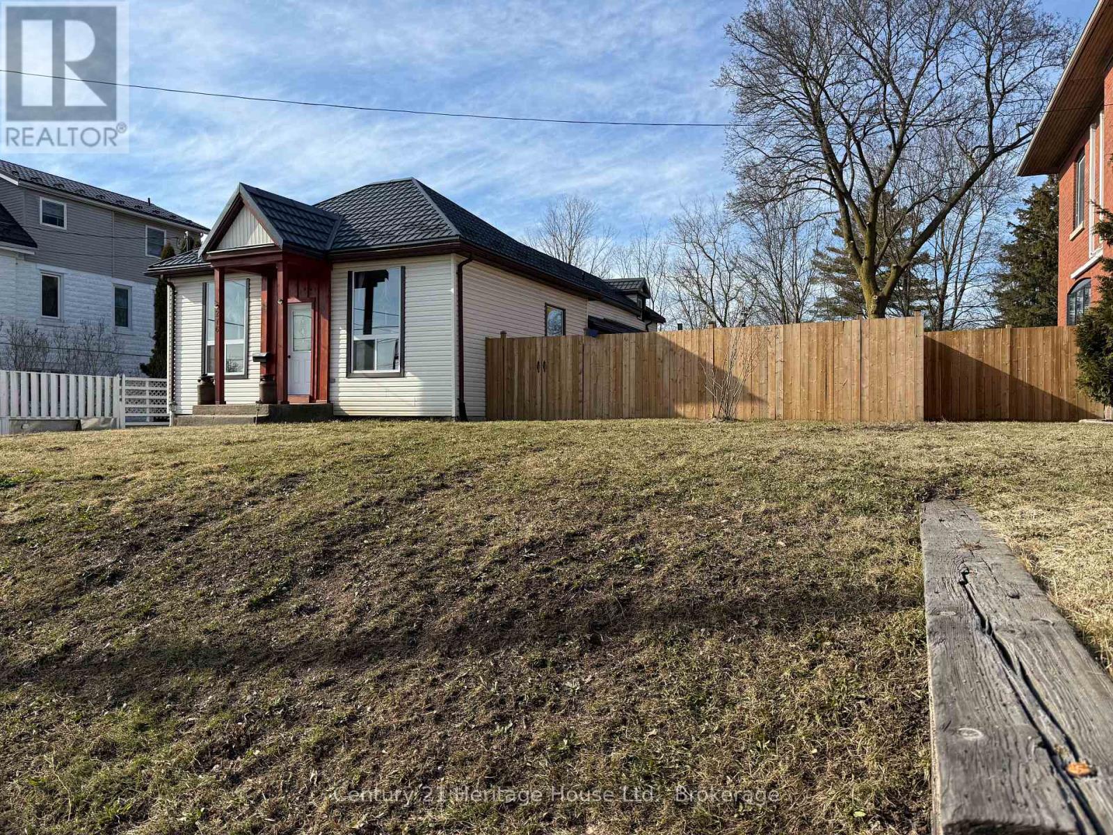 276 12TH STREET, Hanover, Ontario