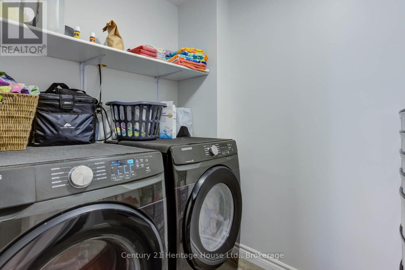 276 12th Street, Hanover, Ontario  N4N 1V3 - Photo 18 - X12950450