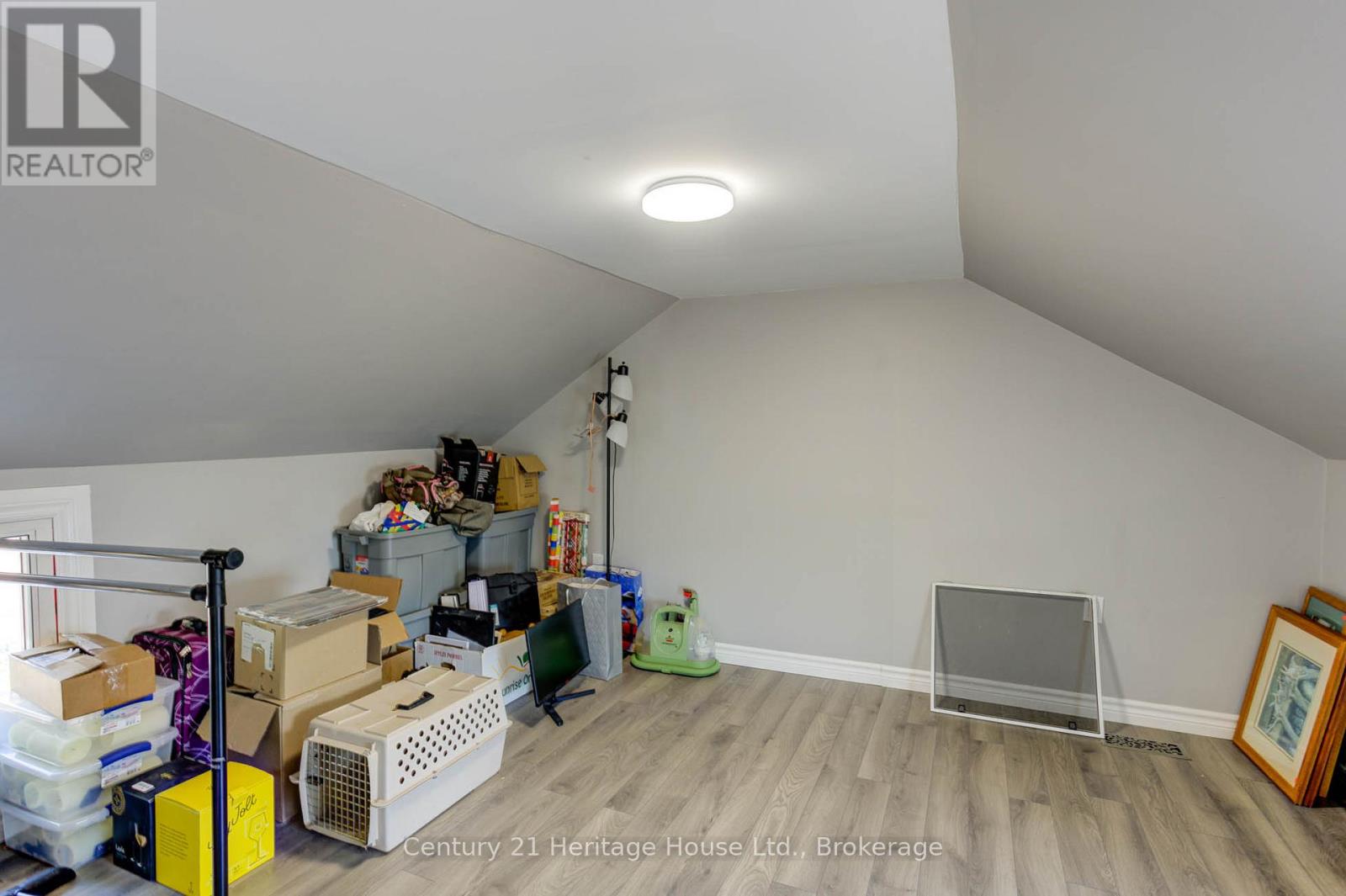 276 12th Street, Hanover, Ontario  N4N 1V3 - Photo 24 - X12950450