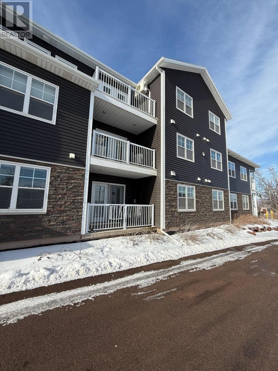 101 29 Stratford Road, Stratford, Prince Edward Island  C1B 1T4 - Photo 4 - 202604031