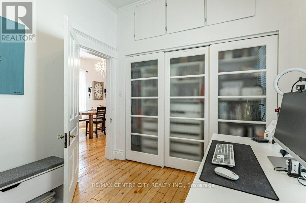 Photo 14 of 46 for 971 Elias Street