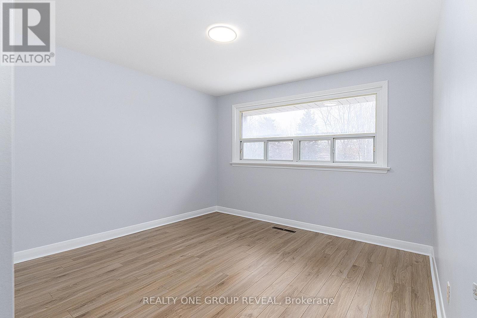 12 Thurodale Avenue, Toronto, Ontario  M6M 3B3 - Photo 21 - W12862924