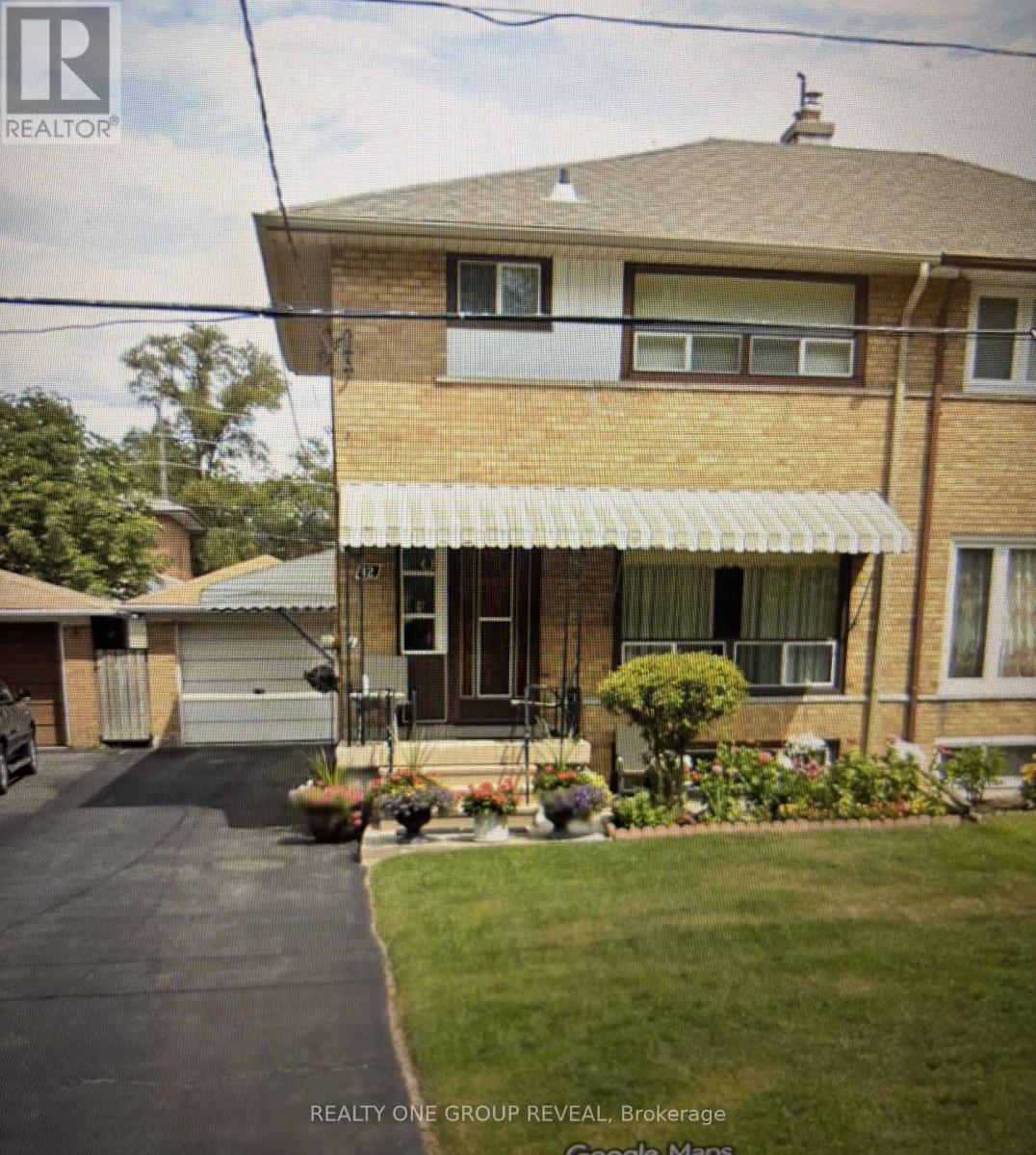 12 THURODALE AVENUE, Toronto, Ontario