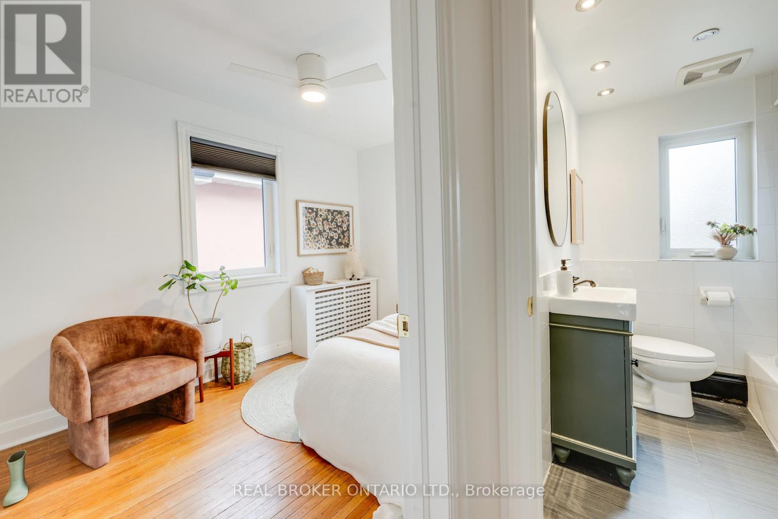 287 High Park Avenue, Toronto, Ontario  M6P 2S8 - Photo 13 - W12946260