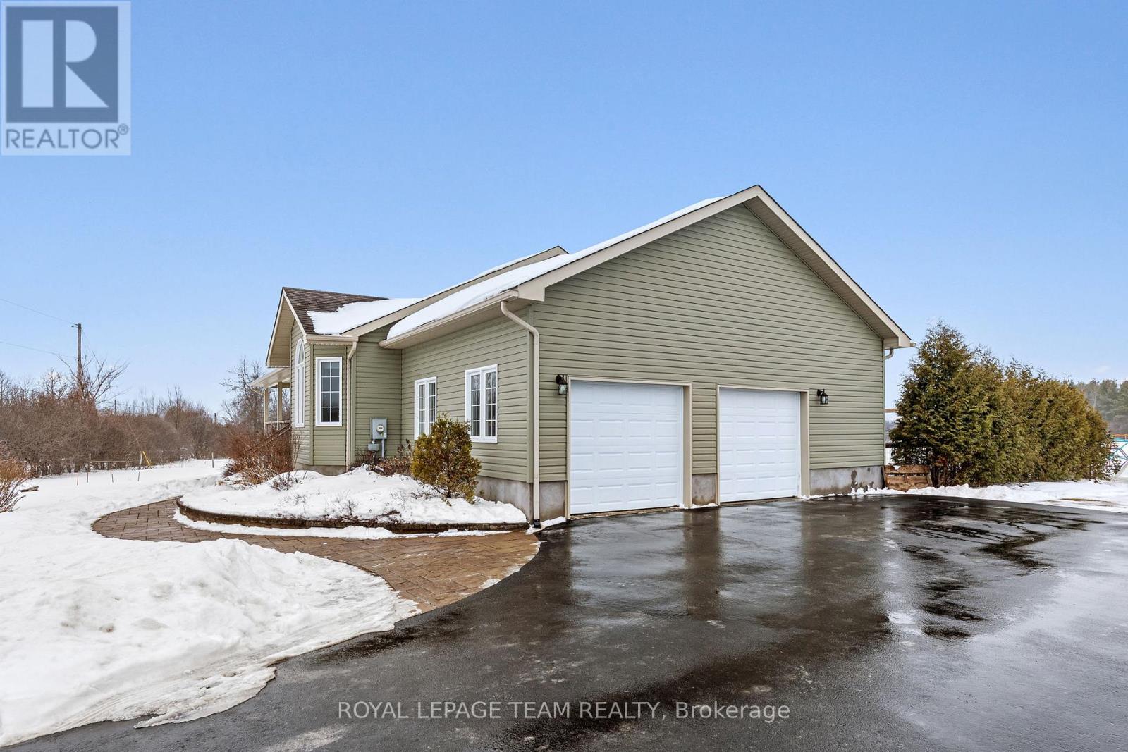 1289 Rideau River Road, Montague, Ontario  K0G 1N0 - Photo 5 - X12803178