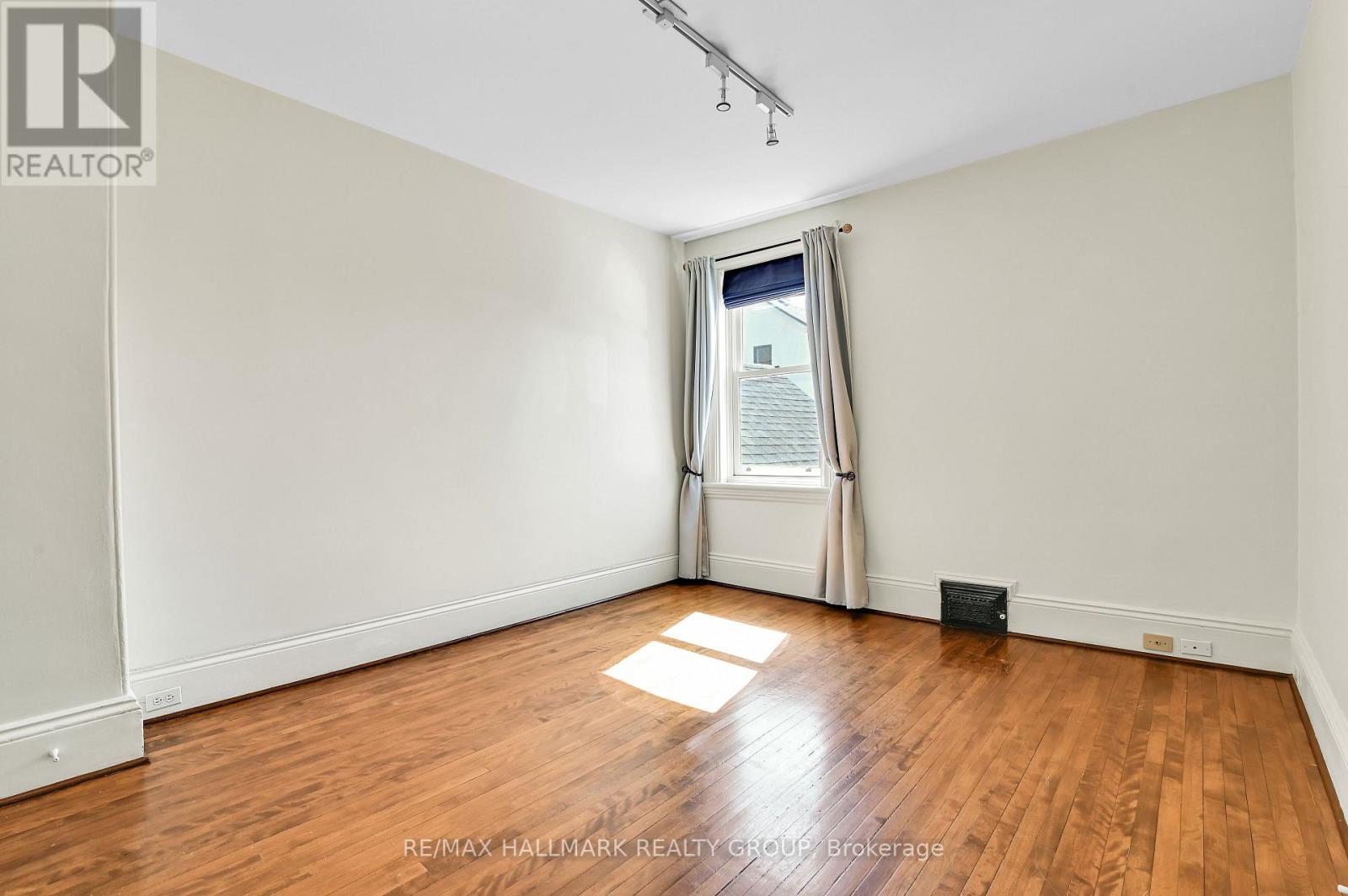 189 Mackay Street, Ottawa, Ontario  K1M 2B5 - Photo 21 - X12945946