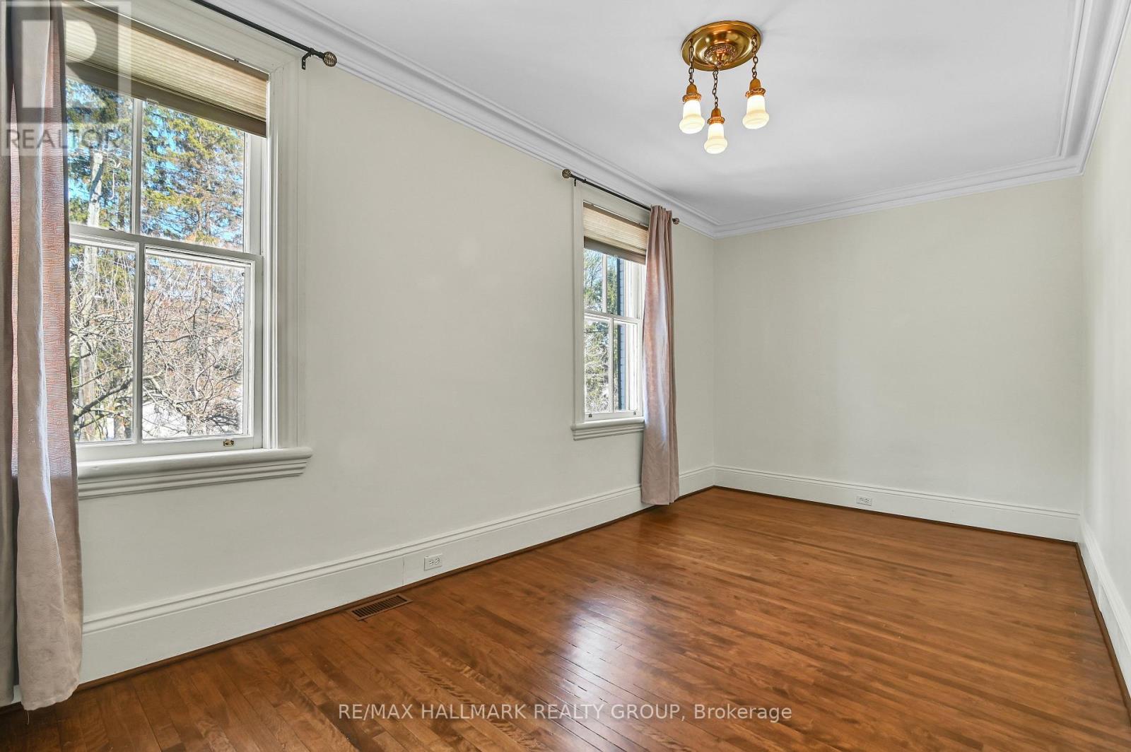 189 Mackay Street, Ottawa, Ontario  K1M 2B5 - Photo 22 - X12945946