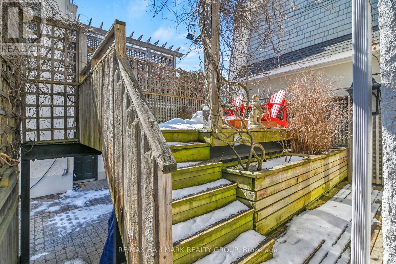 189 Mackay Street, Ottawa, Ontario  K1M 2B5 - Photo 34 - X12945946