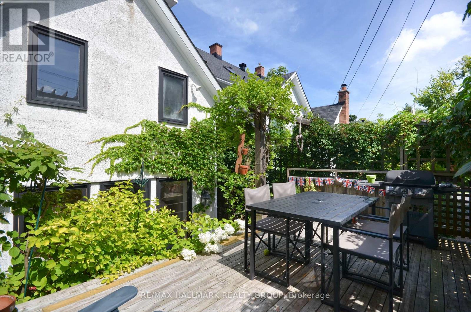 189 Mackay Street, Ottawa, Ontario  K1M 2B5 - Photo 38 - X12945946