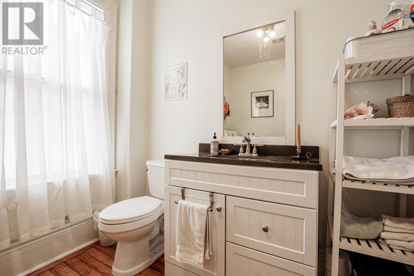 222 Brunswick Street, Truro, Nova Scotia  B2N 2J1 - Photo 21 - 202603488