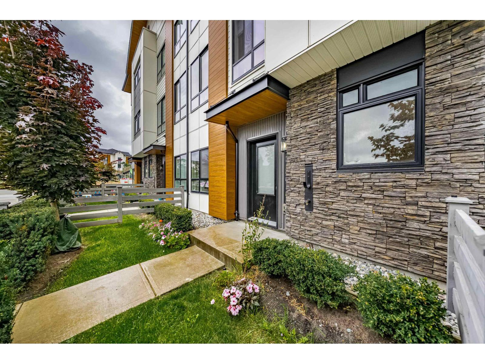 3 15151 Edmund Drive, Surrey, British Columbia  V3S 0B2 - Photo 32 - R3105810