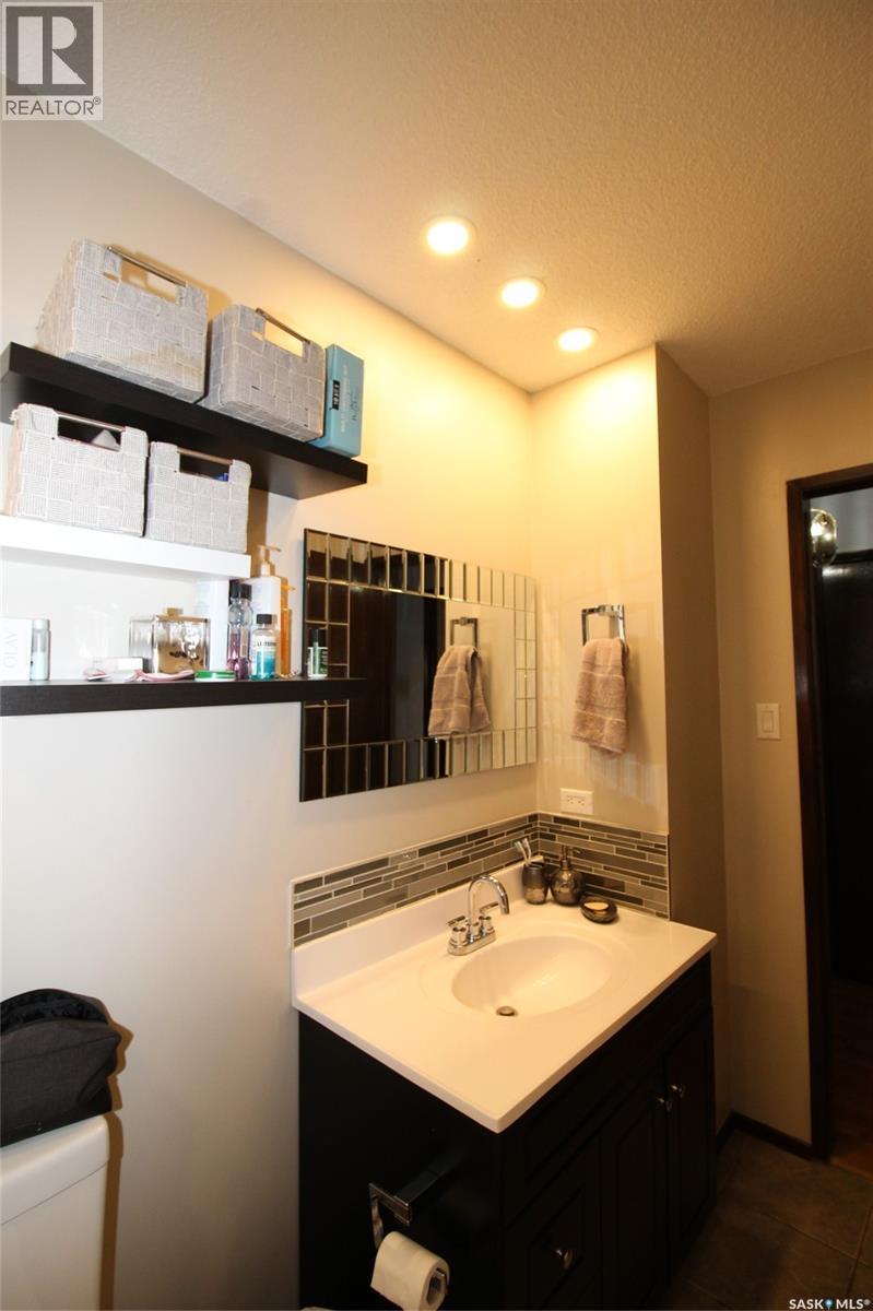 522 4th Street W, Shaunavon, Saskatchewan  S0N 2M0 - Photo 14 - SK031911