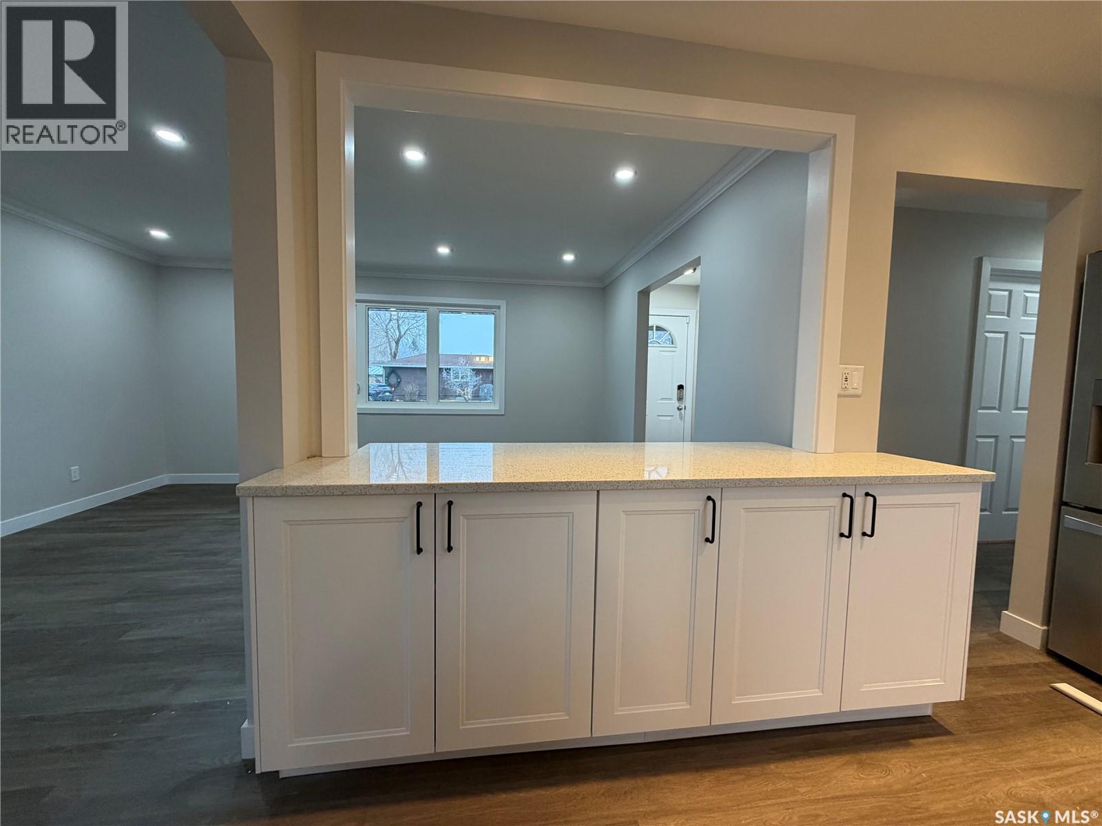 60 Ritchie Crescent, Regina, Saskatchewan  S4R 5A4 - Photo 7 - SK031909