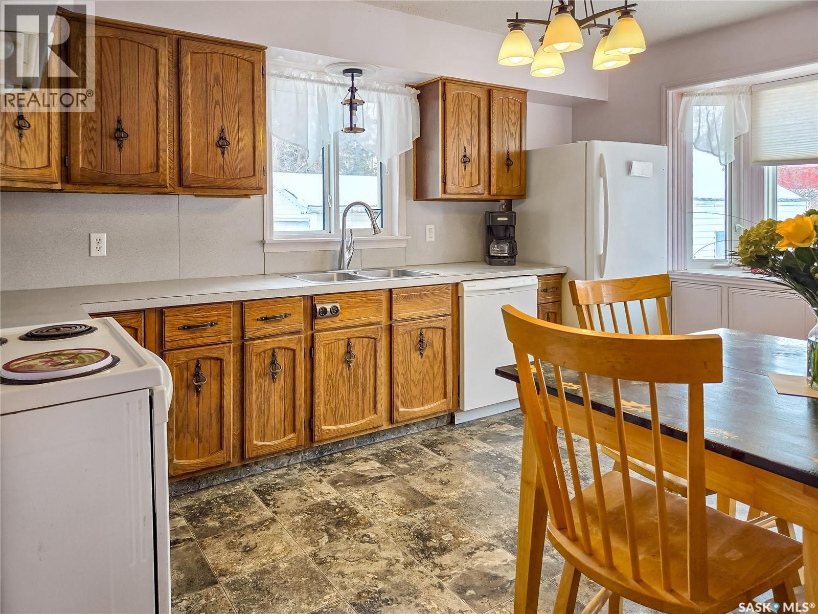 345 Company Avenue S, Fort Qu'appelle, Saskatchewan  S0G 1S0 - Photo 11 - SK031825