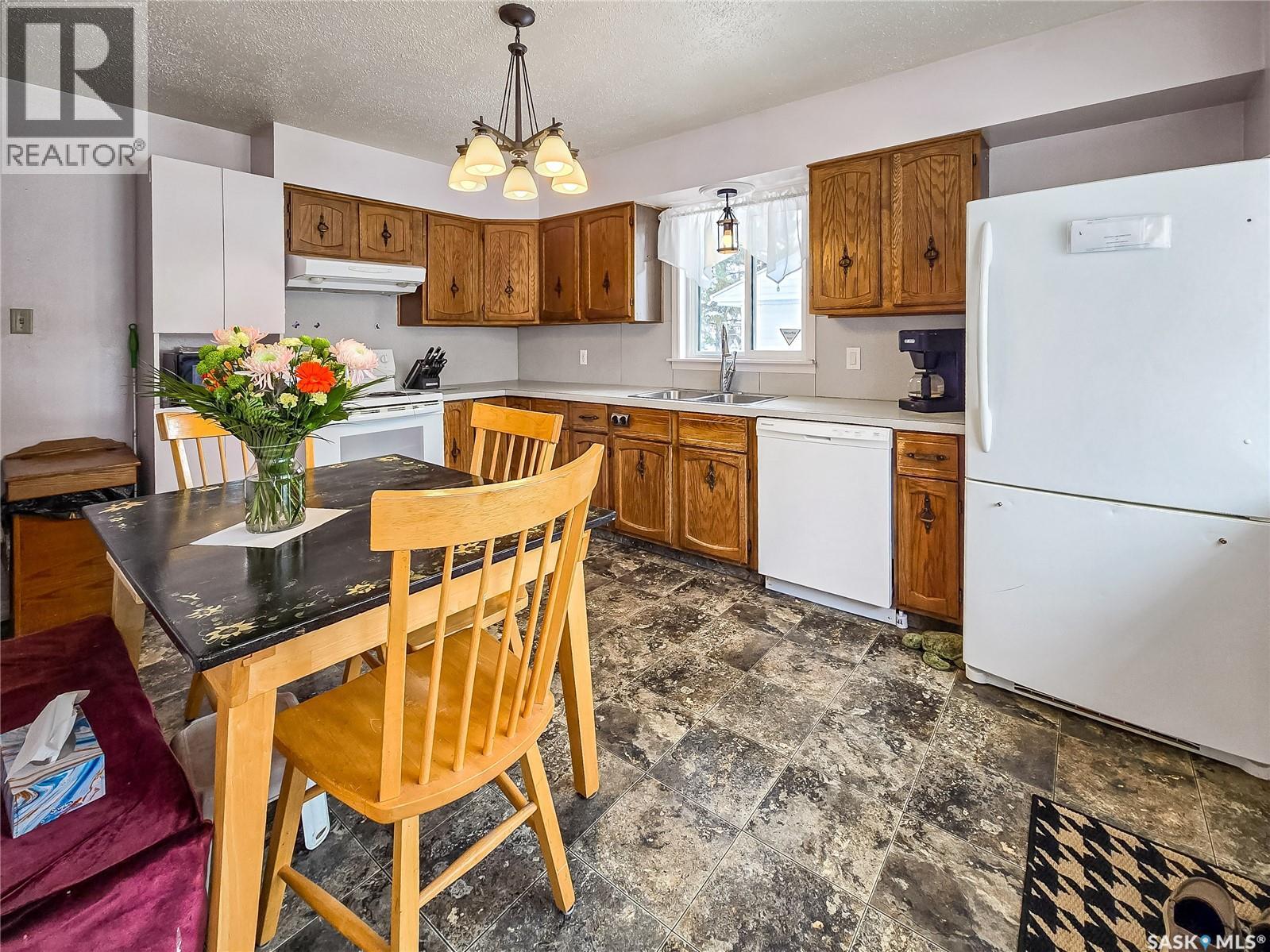 345 Company Avenue S, Fort Qu'appelle, Saskatchewan  S0G 1S0 - Photo 13 - SK031825