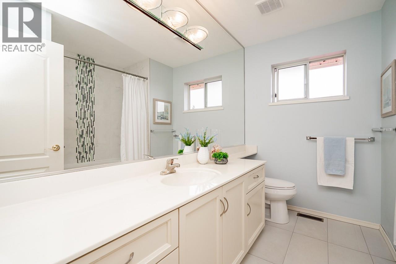 622 Clearwater Way, Coquitlam, British Columbia  V3C 5E6 - Photo 30 - R3105974