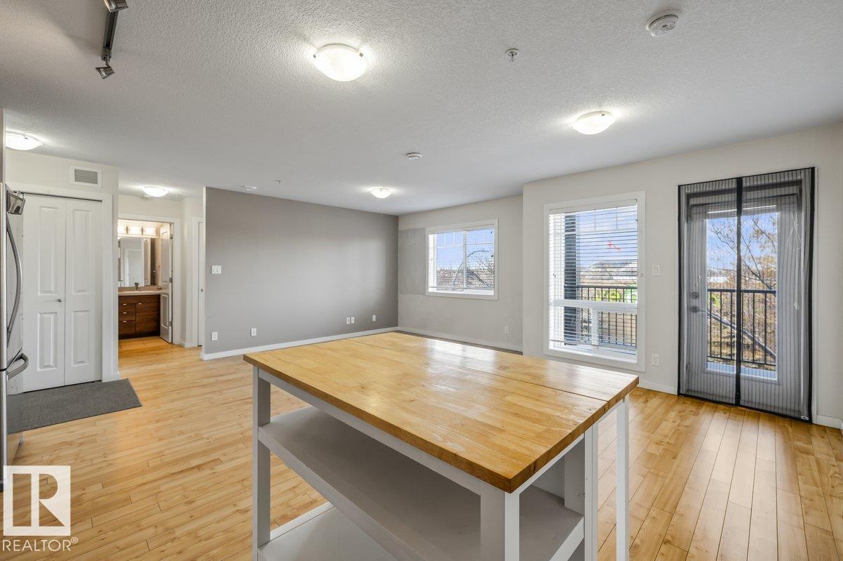 #305 9523 160 Av Nw, Edmonton, Alberta  T5Z 0M4 - Photo 4 - E4480231