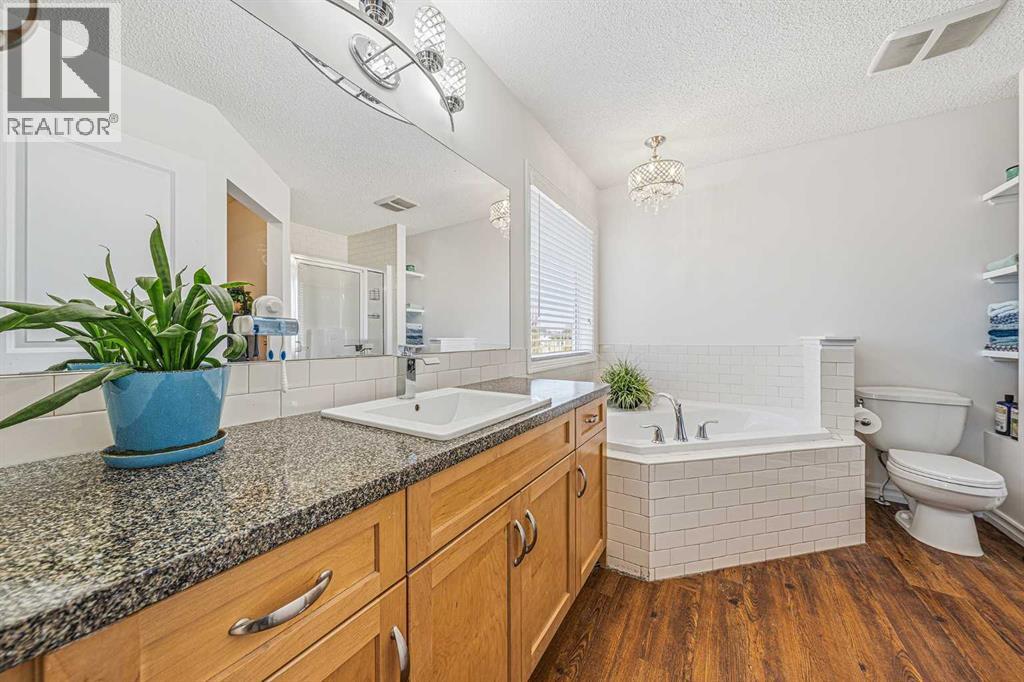 31 Jumping Pound Rise, Cochrane, Alberta  T4C 0K4 - Photo 19 - A2295455