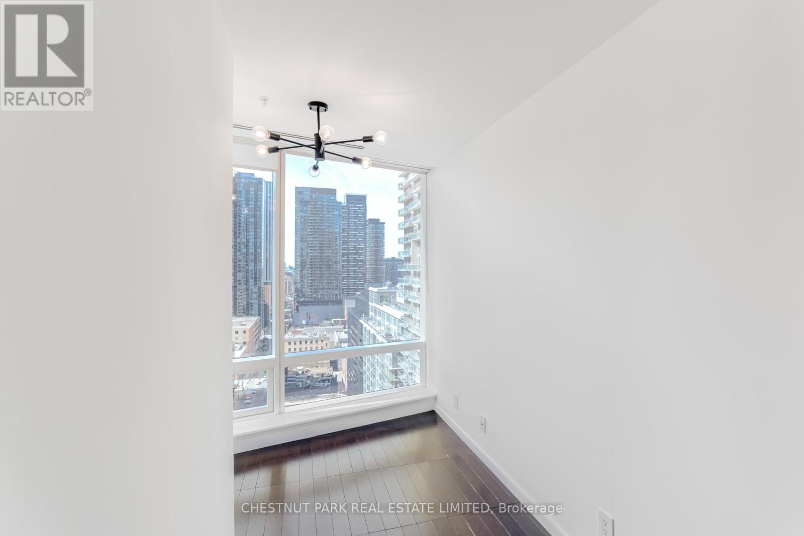 2001 - 180 University Avenue, Toronto, Ontario  M5H 0A2 - Photo 12 - C12950378